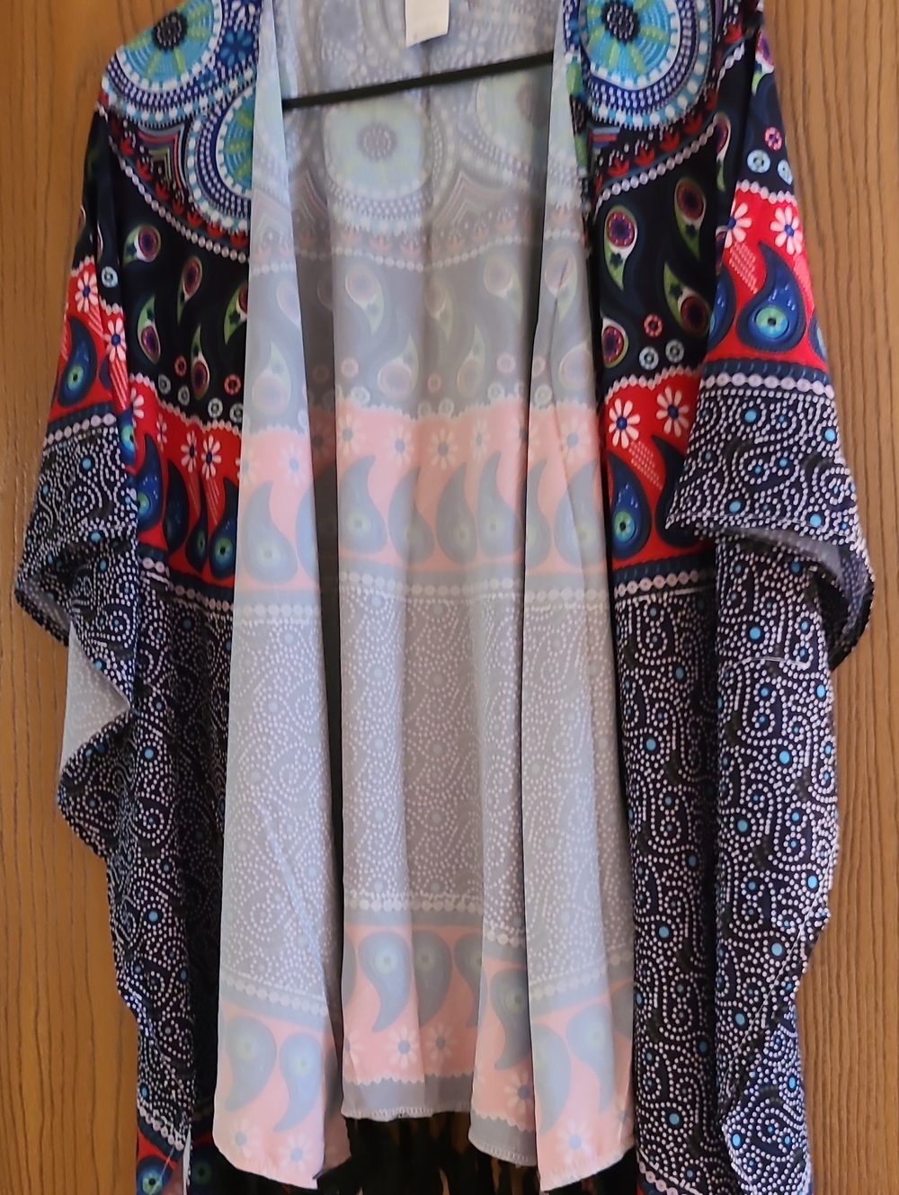 SHEIN Blue and Light Blue Paisley Kimono Plus Variety Of 4